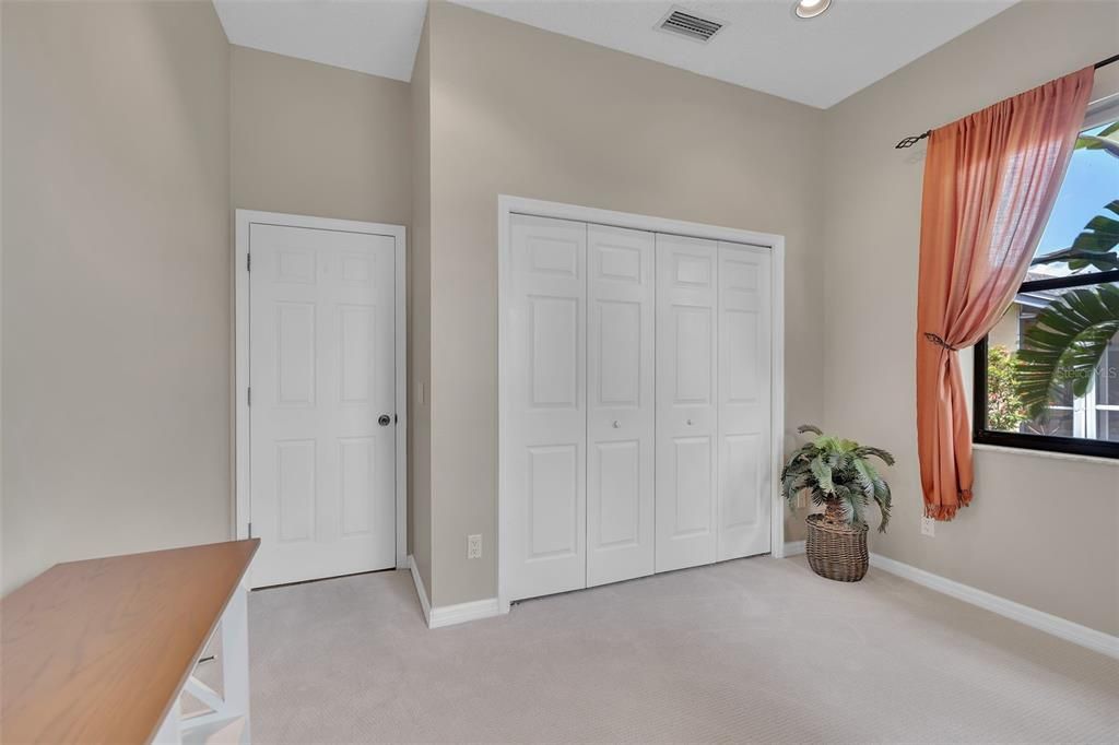 For Sale: $599,000 (3 beds, 2 baths, 2408 Square Feet)