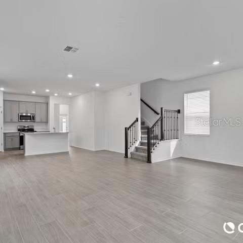 For Sale: $479,990 (4 beds, 3 baths, 2199 Square Feet)