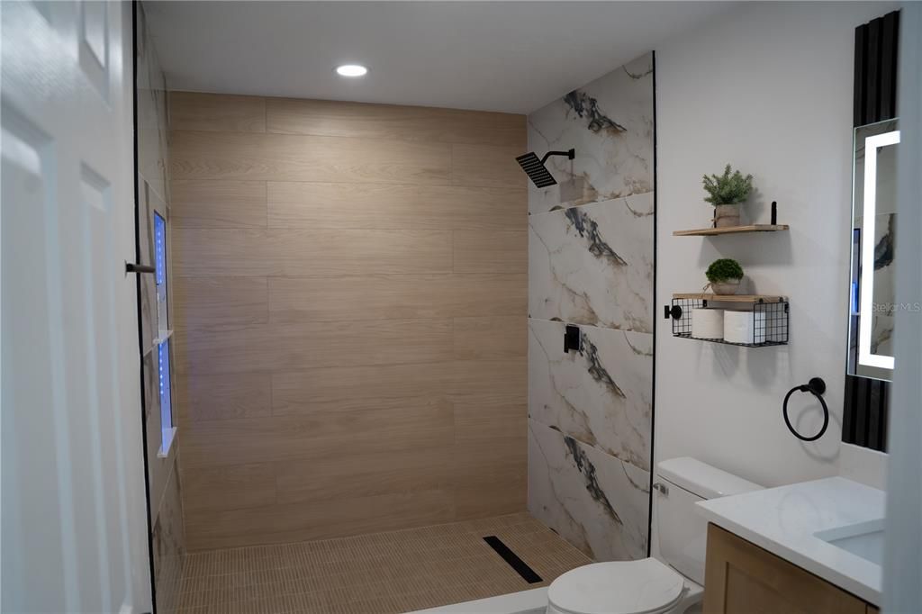 For Sale: $535,000 (4 beds, 3 baths, 1698 Square Feet)
