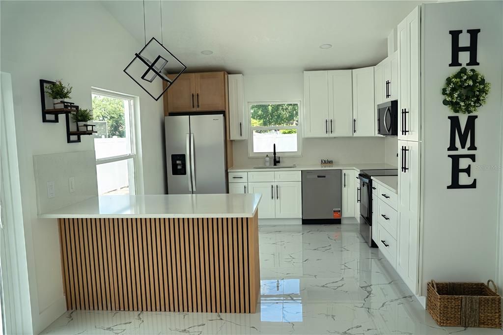 For Sale: $535,000 (4 beds, 3 baths, 1698 Square Feet)