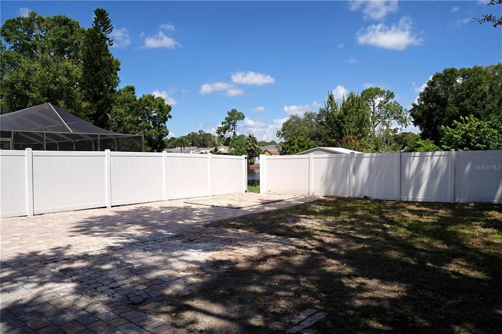 For Sale: $535,000 (4 beds, 3 baths, 1698 Square Feet)