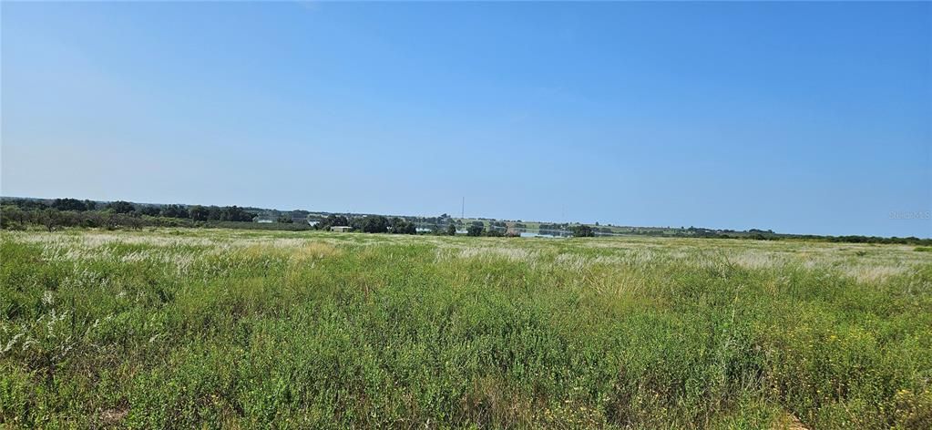 На продажу: $1,270,000 (20.26 acres)