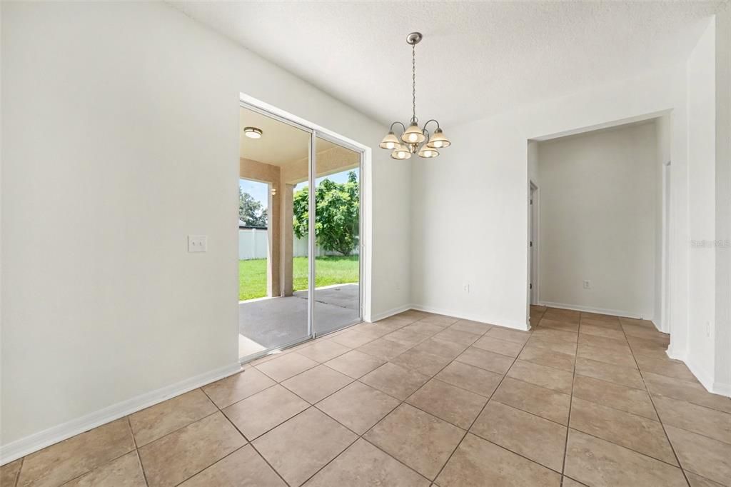 For Sale: $434,900 (3 beds, 2 baths, 2633 Square Feet)