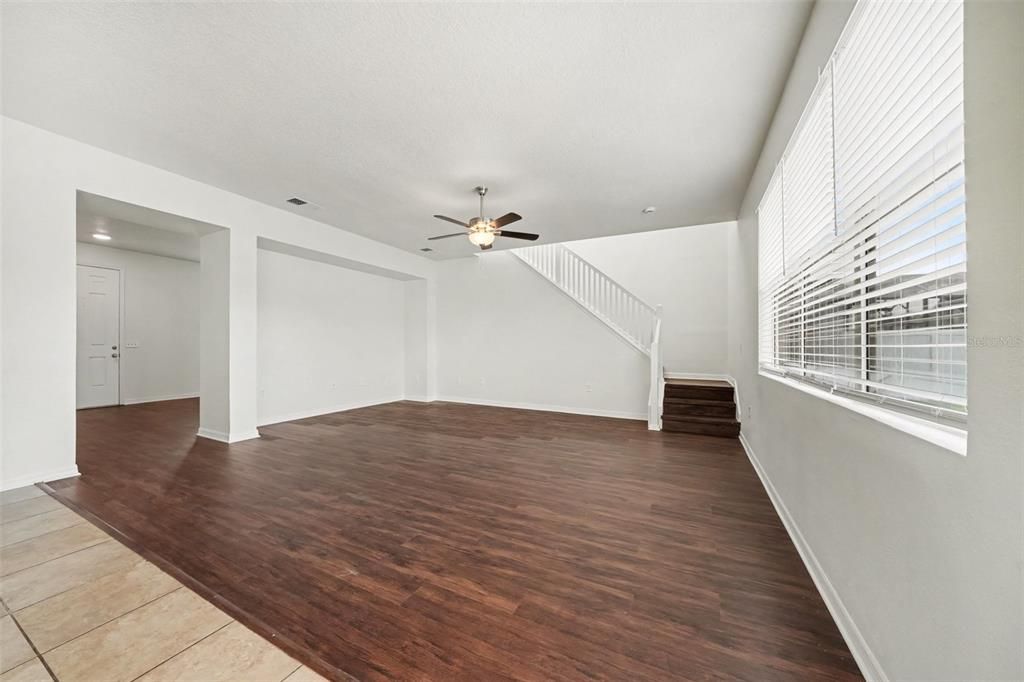 For Sale: $434,900 (3 beds, 2 baths, 2633 Square Feet)