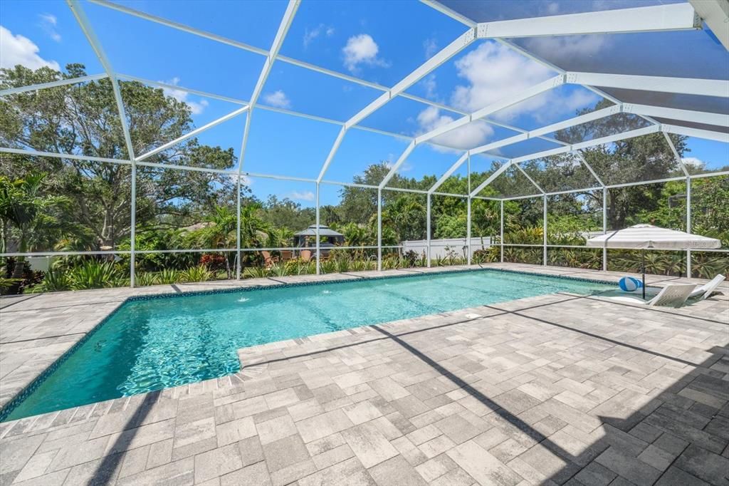 For Sale: $1,325,000 (5 beds, 3 baths, 2736 Square Feet)