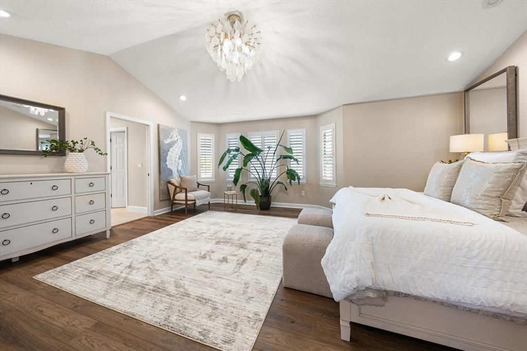 For Sale: $1,325,000 (5 beds, 3 baths, 2736 Square Feet)