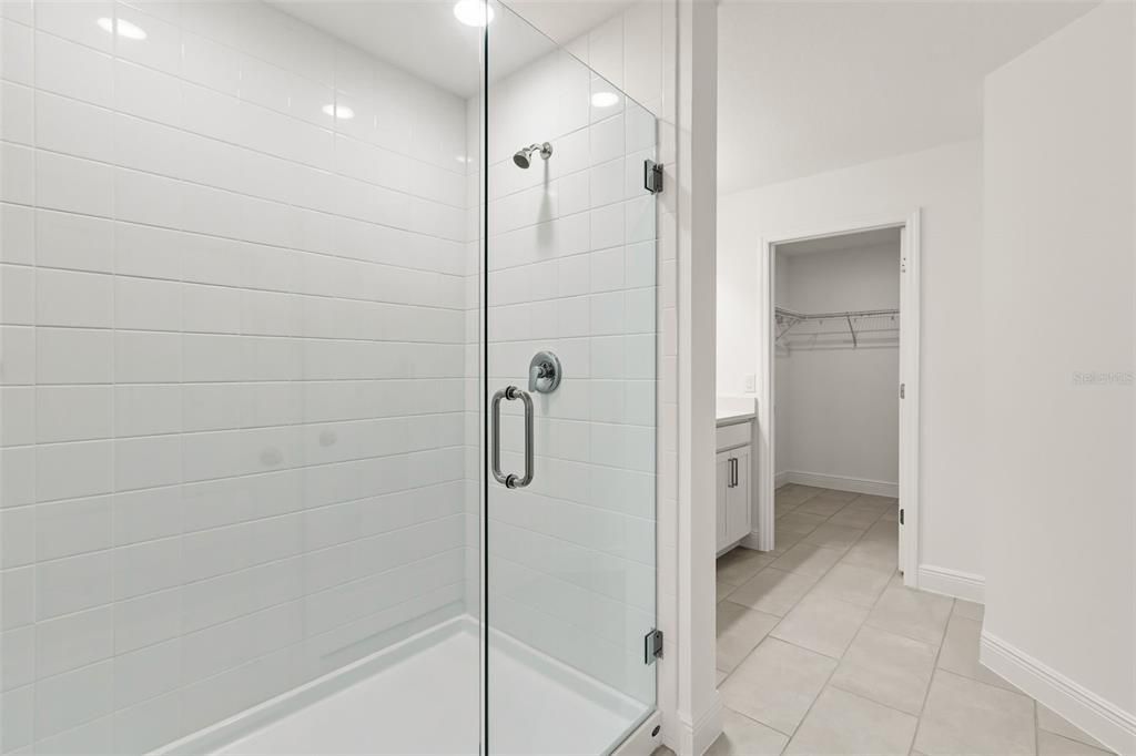 На продажу: $479,990 (4 спален, 2 ванн, 2560 Квадратных фут)