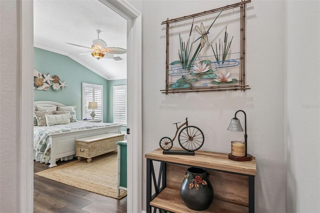 Active With Contract: $1,149,000 (3 beds, 2 baths, 2206 Square Feet)