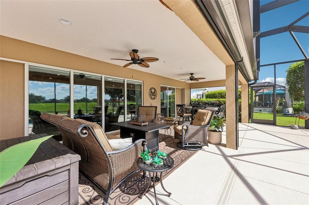 Active With Contract: $1,149,000 (3 beds, 2 baths, 2206 Square Feet)