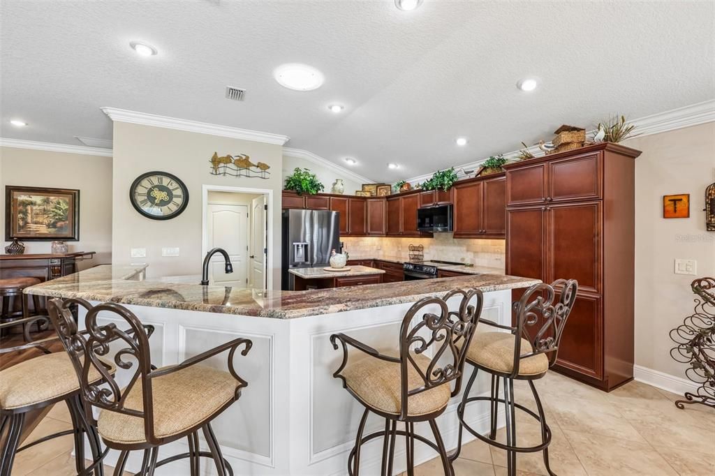 Active With Contract: $1,149,000 (3 beds, 2 baths, 2206 Square Feet)