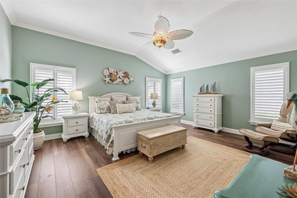 Active With Contract: $1,149,000 (3 beds, 2 baths, 2206 Square Feet)