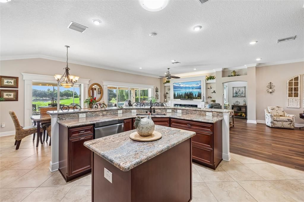 Active With Contract: $1,149,000 (3 beds, 2 baths, 2206 Square Feet)
