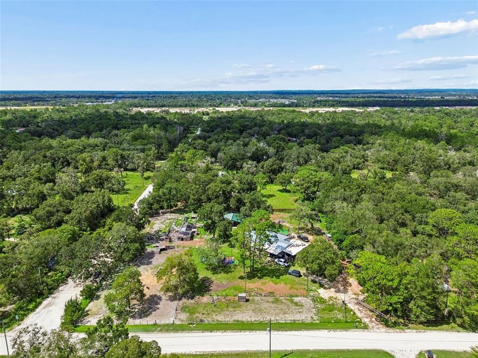 For Sale: $375,000 (3 beds, 3 baths, 1782 Square Feet)
