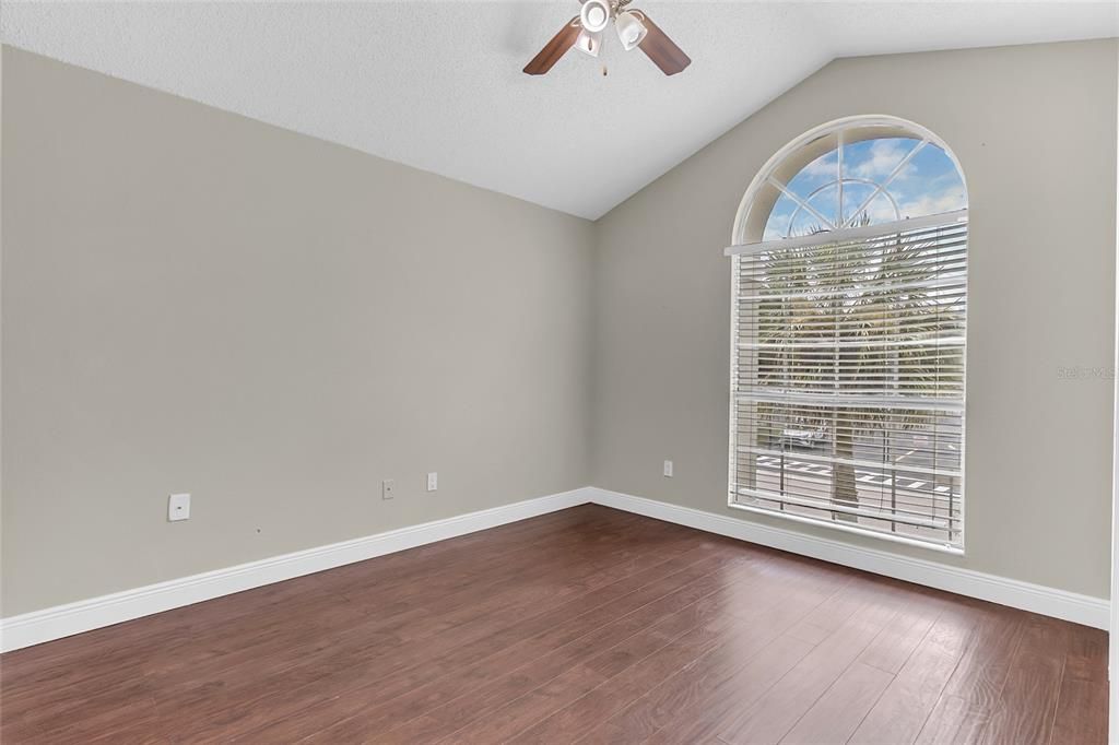 For Sale: $429,000 (3 beds, 2 baths, 1828 Square Feet)