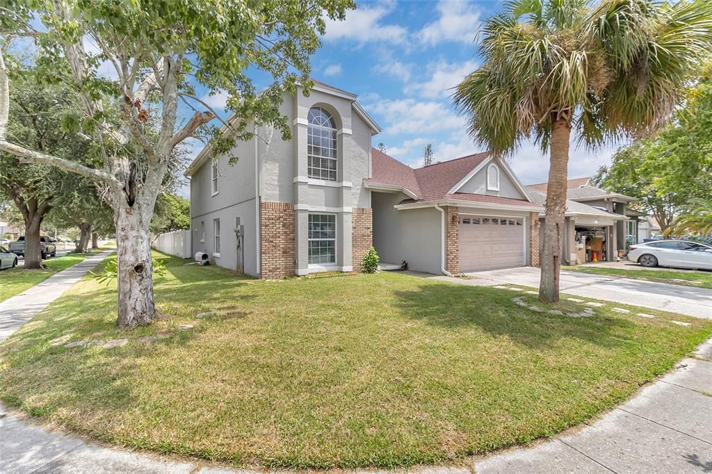 For Sale: $429,000 (3 beds, 2 baths, 1828 Square Feet)