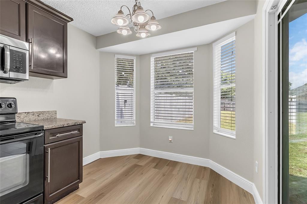 For Sale: $429,000 (3 beds, 2 baths, 1828 Square Feet)