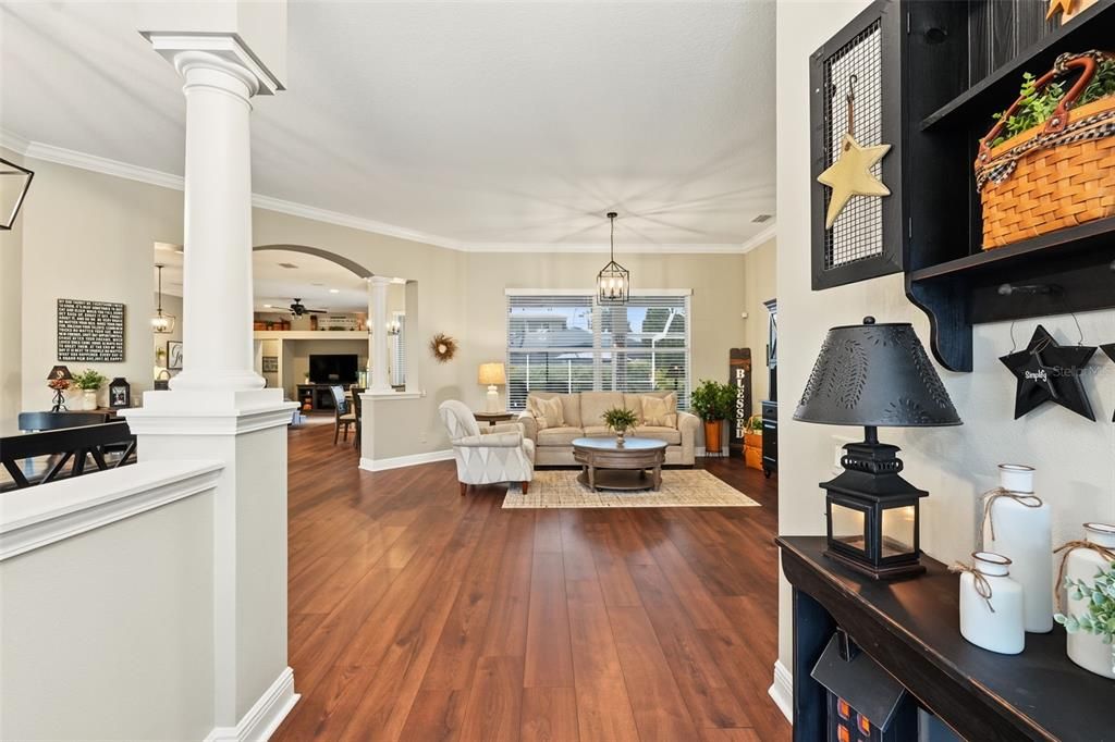 En Venta: $899,900 (4 camas, 4 baños, 3475 Pies cuadrados)