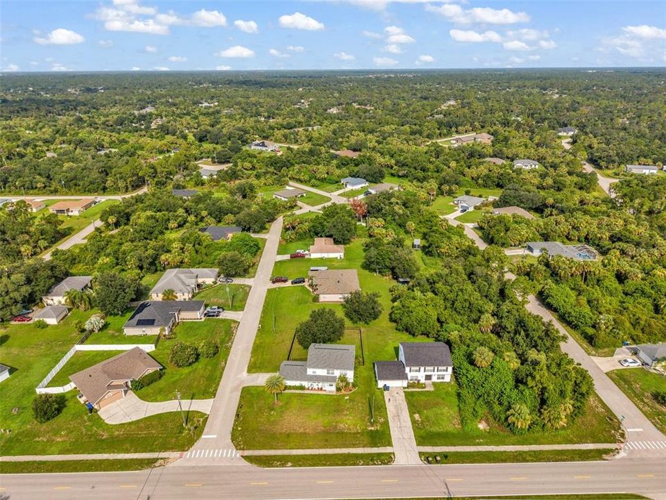 For Sale: $309,000 (4 beds, 2 baths, 2200 Square Feet)