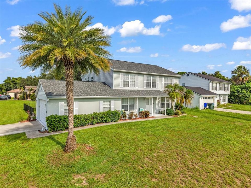 For Sale: $309,000 (4 beds, 2 baths, 2200 Square Feet)