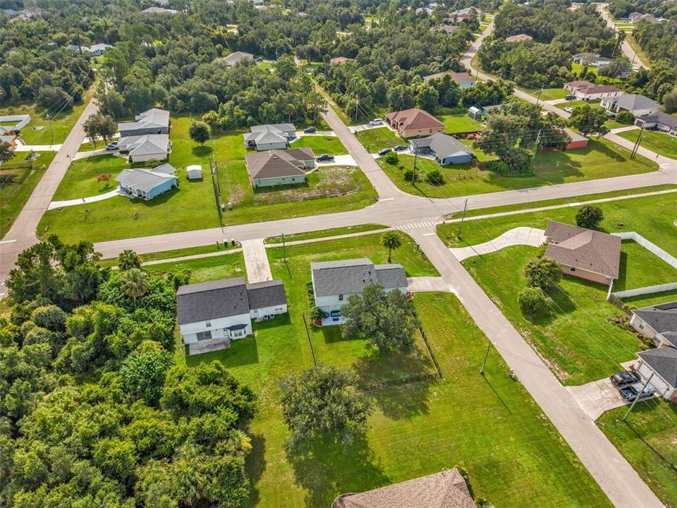 For Sale: $309,000 (4 beds, 2 baths, 2200 Square Feet)