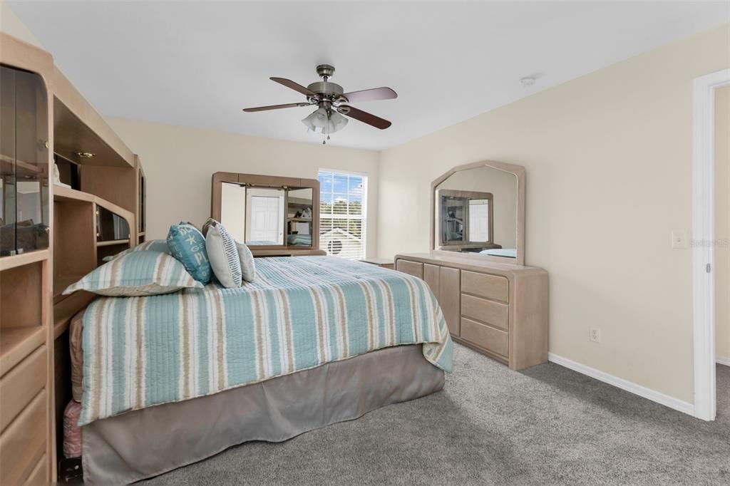 For Sale: $309,000 (4 beds, 2 baths, 2200 Square Feet)