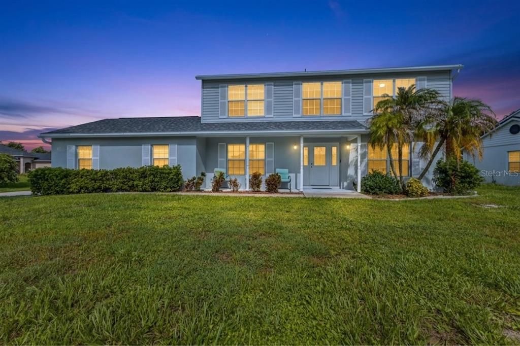 For Sale: $309,000 (4 beds, 2 baths, 2200 Square Feet)