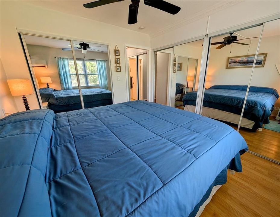 For Sale: $69,900 (1 beds, 1 baths, 576 Square Feet)