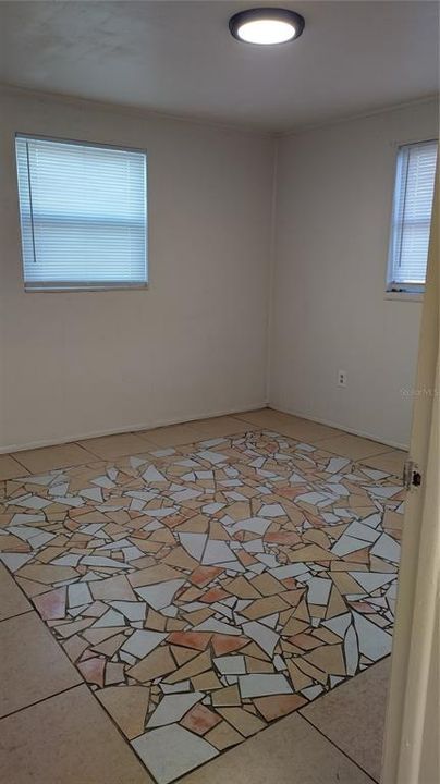For Rent: $1,500 (2 beds, 1 baths, 1116 Square Feet)