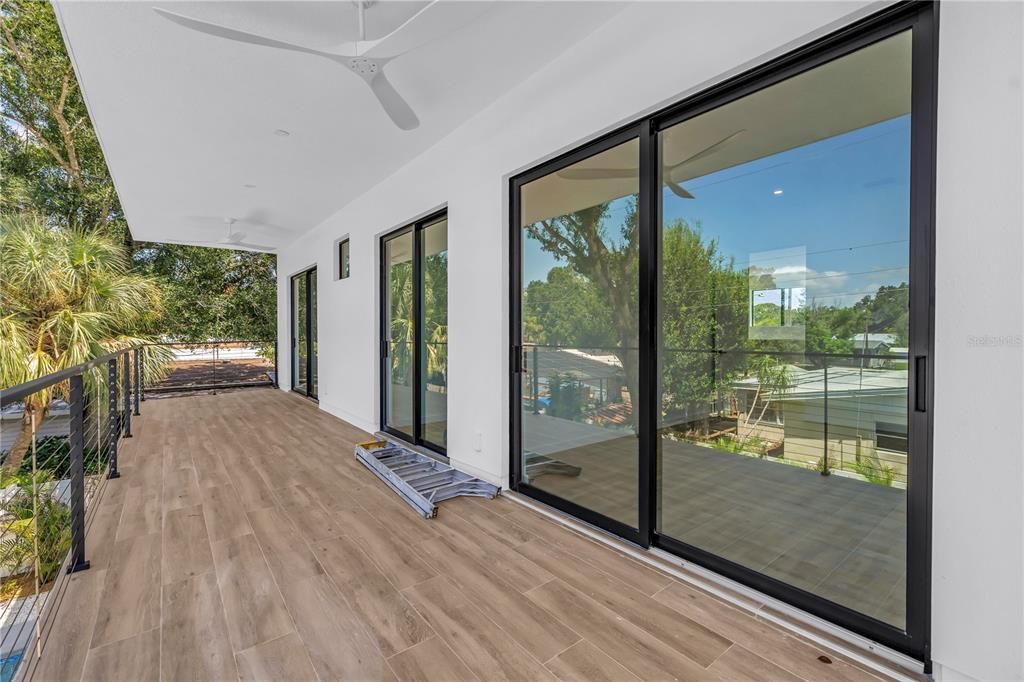 For Sale: $2,199,000 (5 beds, 5 baths, 3000 Square Feet)
