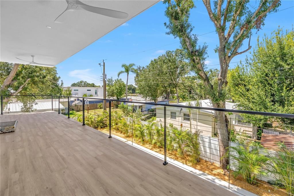 For Sale: $2,199,000 (5 beds, 5 baths, 3000 Square Feet)