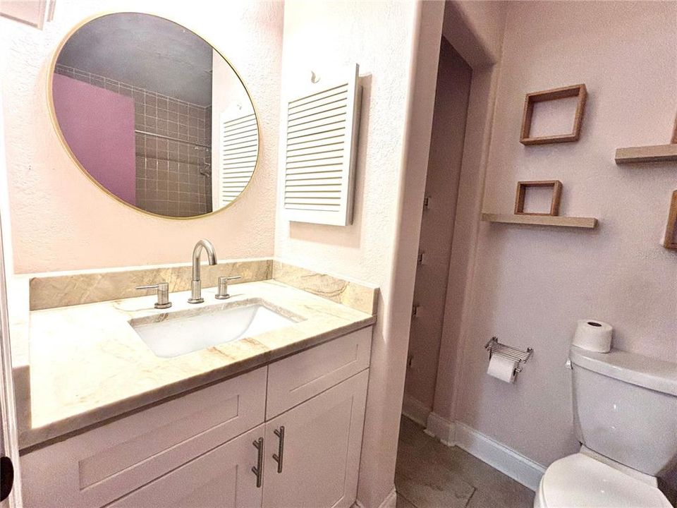 For Sale: $250,000 (2 beds, 2 baths, 1257 Square Feet)