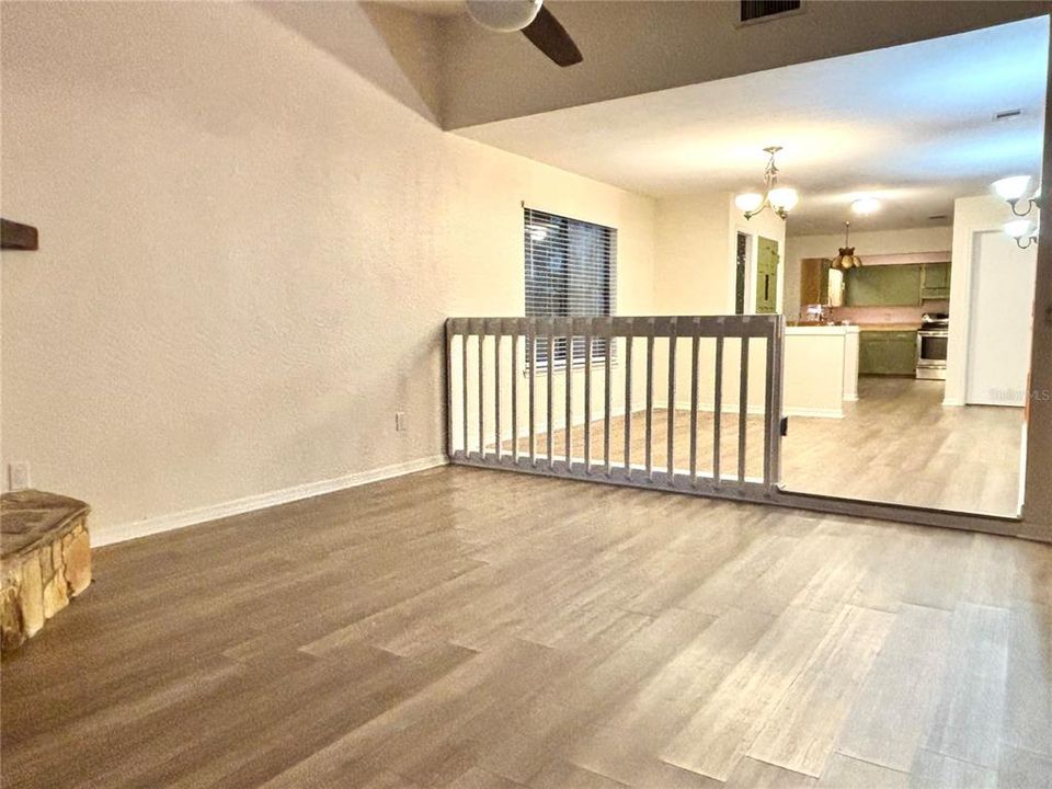 For Sale: $250,000 (2 beds, 2 baths, 1257 Square Feet)