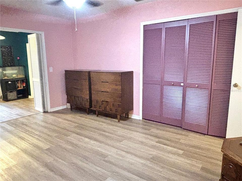 For Sale: $250,000 (2 beds, 2 baths, 1257 Square Feet)