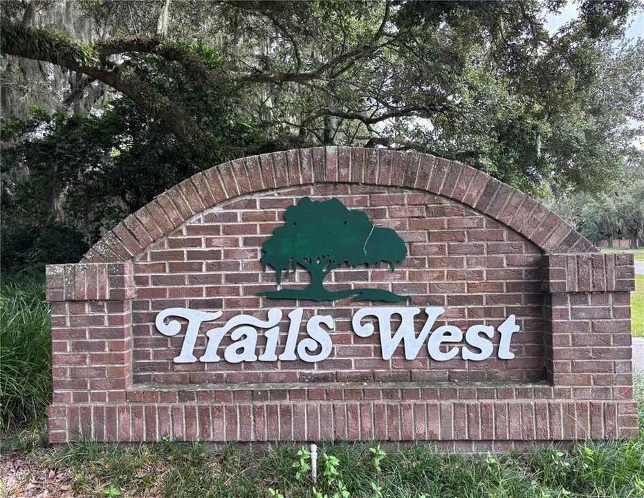 For Sale: $250,000 (2 beds, 2 baths, 1257 Square Feet)