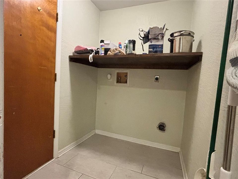 For Sale: $250,000 (2 beds, 2 baths, 1257 Square Feet)