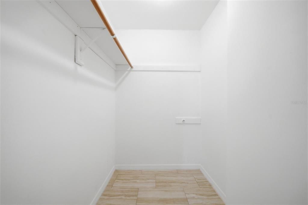 En Renta: $3,000 (4 camas, 3 baños, 2665 Pies cuadrados)