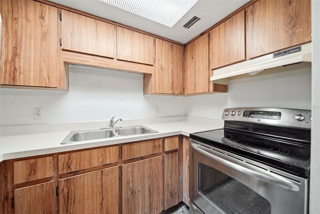 En Renta: $3,000 (4 camas, 3 baños, 2665 Pies cuadrados)