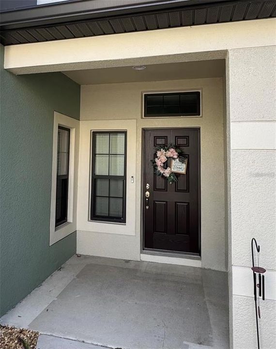 For Rent: $2,700 (3 beds, 2 baths, 1908 Square Feet)