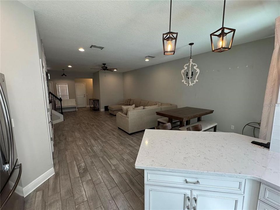 For Rent: $2,700 (3 beds, 2 baths, 1908 Square Feet)