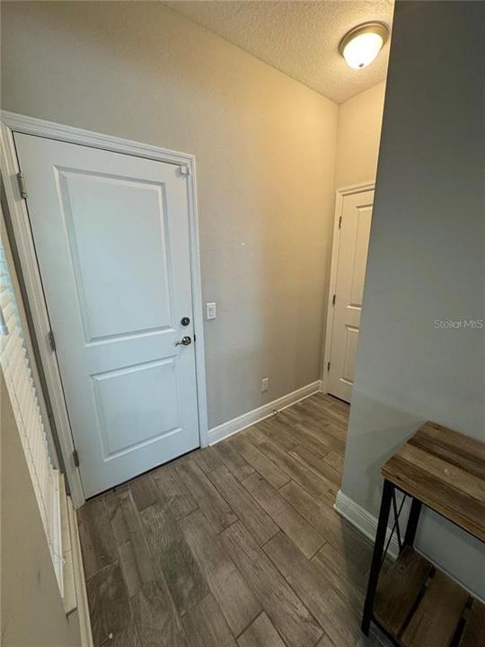 For Rent: $2,700 (3 beds, 2 baths, 1908 Square Feet)