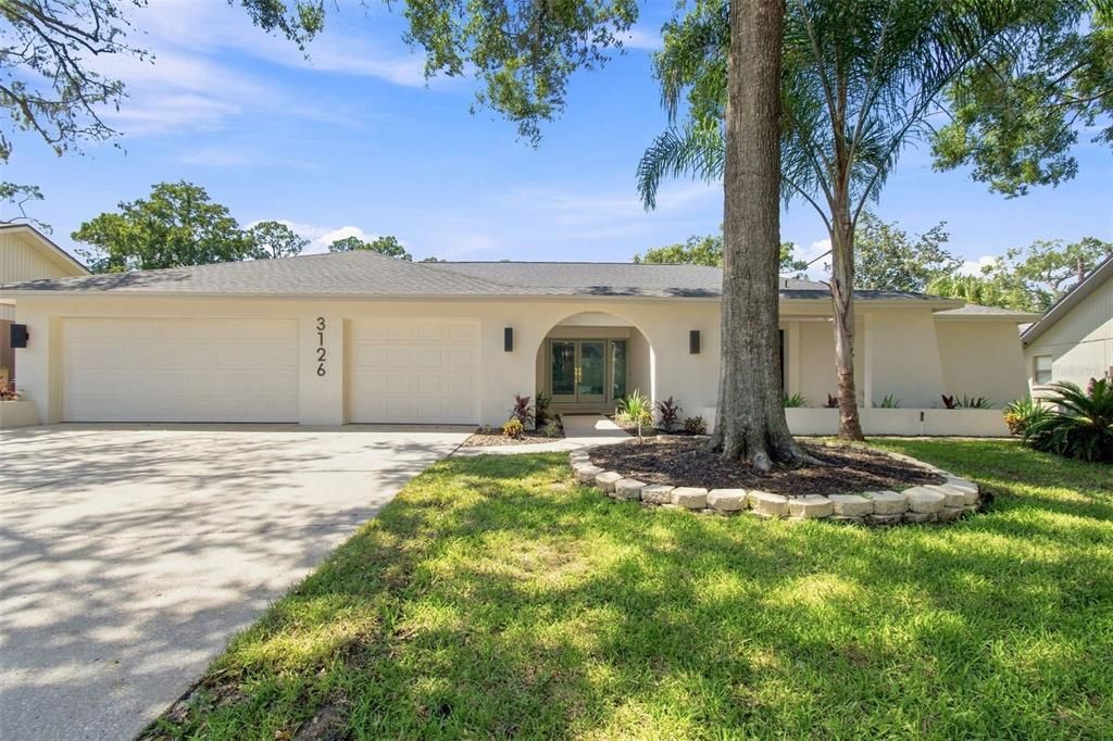 En Venta: $924,900 (4 camas, 3 baños, 3172 Pies cuadrados)