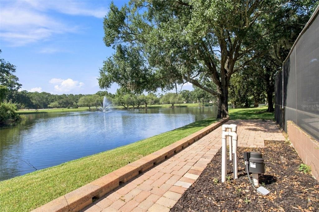 En Venta: $924,900 (4 camas, 3 baños, 3172 Pies cuadrados)
