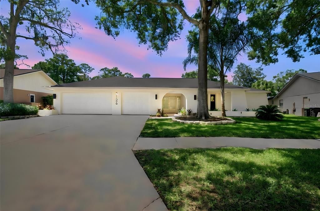 En Venta: $924,900 (4 camas, 3 baños, 3172 Pies cuadrados)