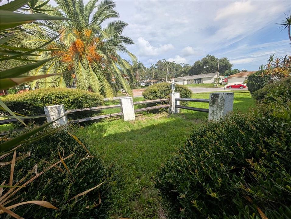En Venta: $599,900 (3 camas, 2 baños, 2115 Pies cuadrados)