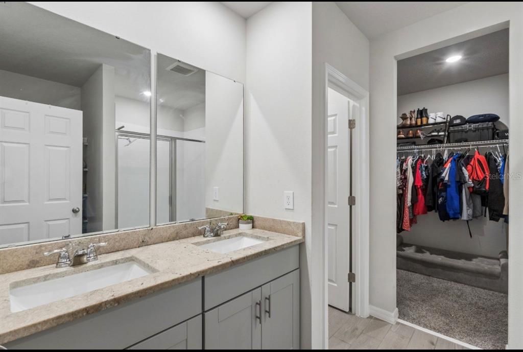 For Sale: $360,000 (4 beds, 2 baths, 1823 Square Feet)
