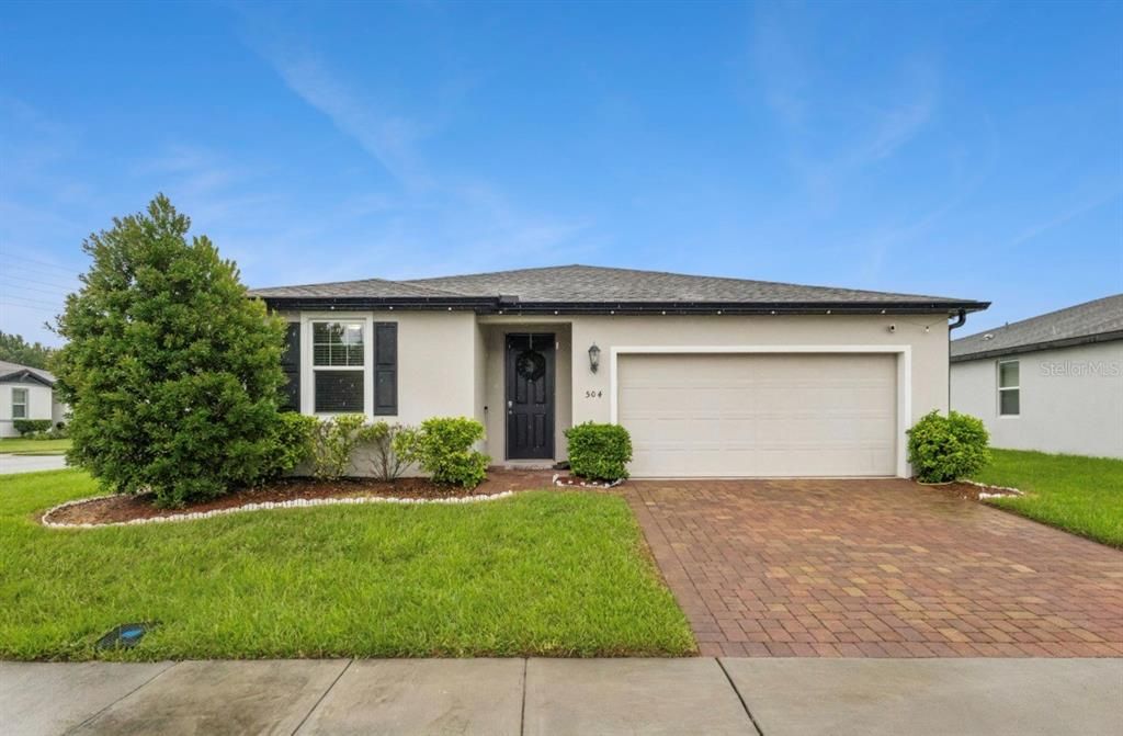 For Sale: $360,000 (4 beds, 2 baths, 1823 Square Feet)