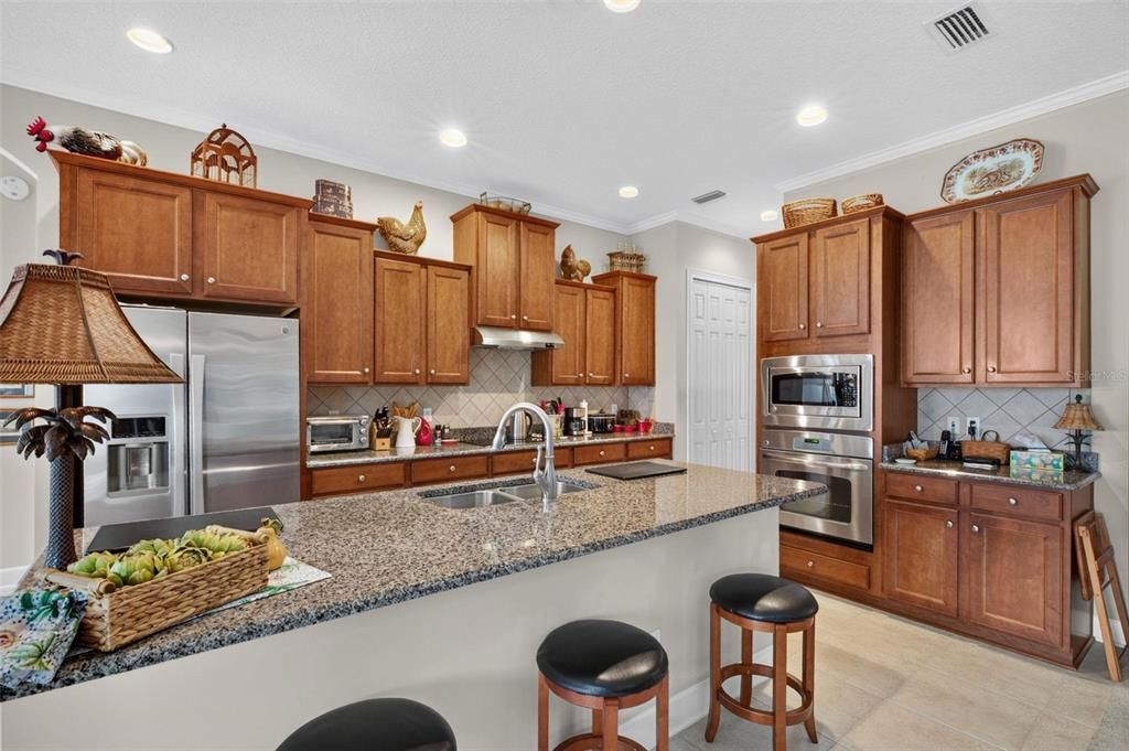 En Venta: $729,900 (4 camas, 4 baños, 2904 Pies cuadrados)