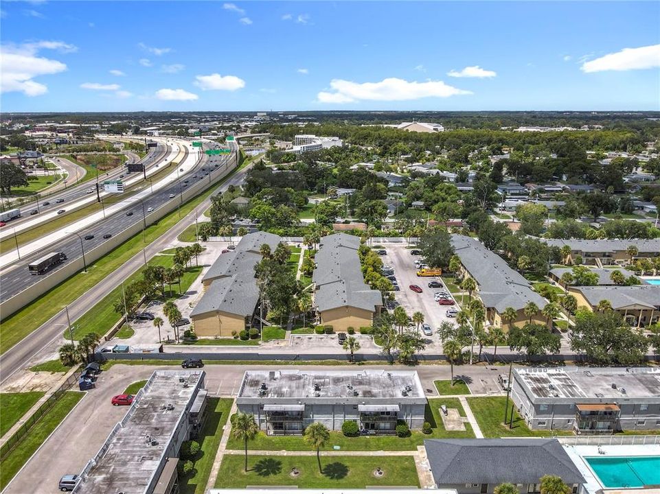 For Rent: $1,100 (1 beds, 1 baths, 780 Square Feet)