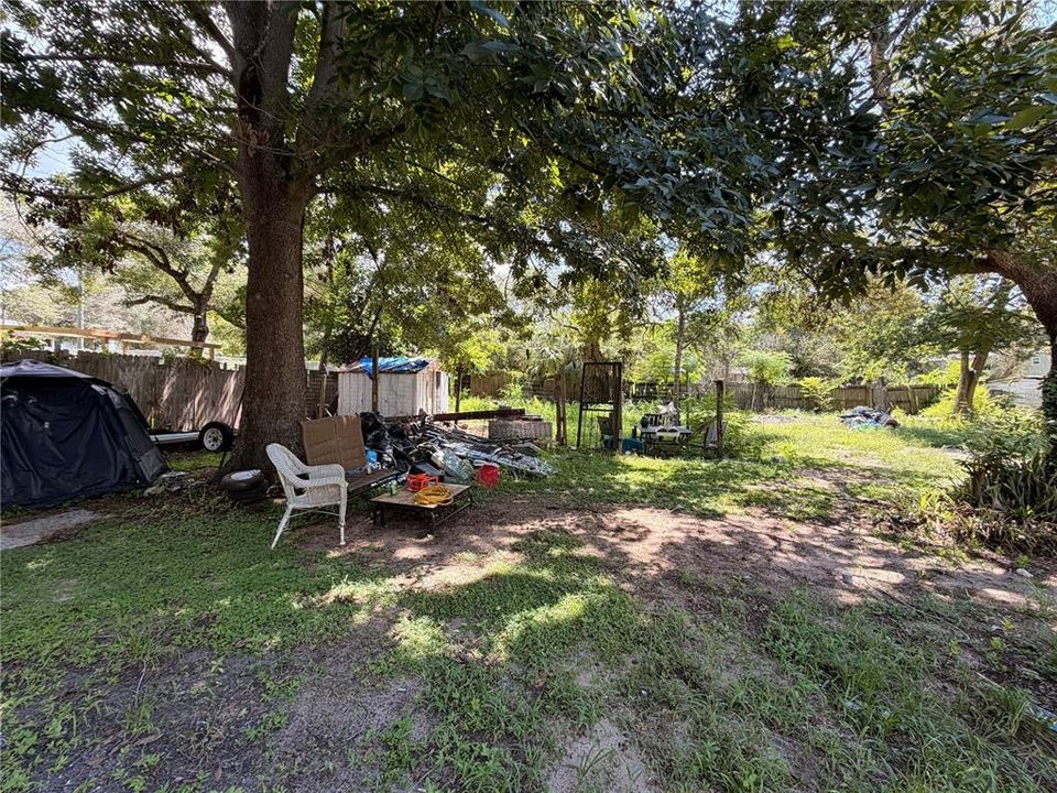 For Sale: $45,000 (3 beds, 2 baths, 920 Square Feet)