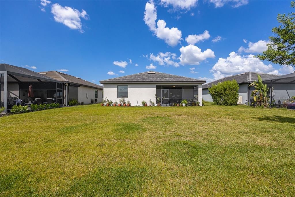 For Sale: $469,900 (4 beds, 3 baths, 2032 Square Feet)